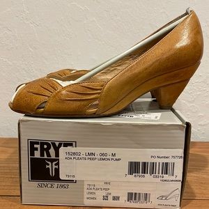 FRYE ADA PLEATS PEEP TOE PUMPS HEELS SHOES Sz 6 LEMON cones with original box